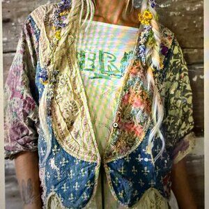 Magnolia Pearl Kalamkari Andhra Jacket in Antigua Jacket